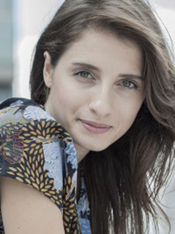 Yardımcı Rolde Yılın En Başarılı Kadın Oyuncusu