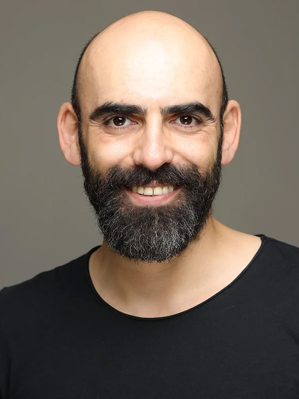 Yardımcı Rolde Yılın En Başarılı Erkek Oyuncusu