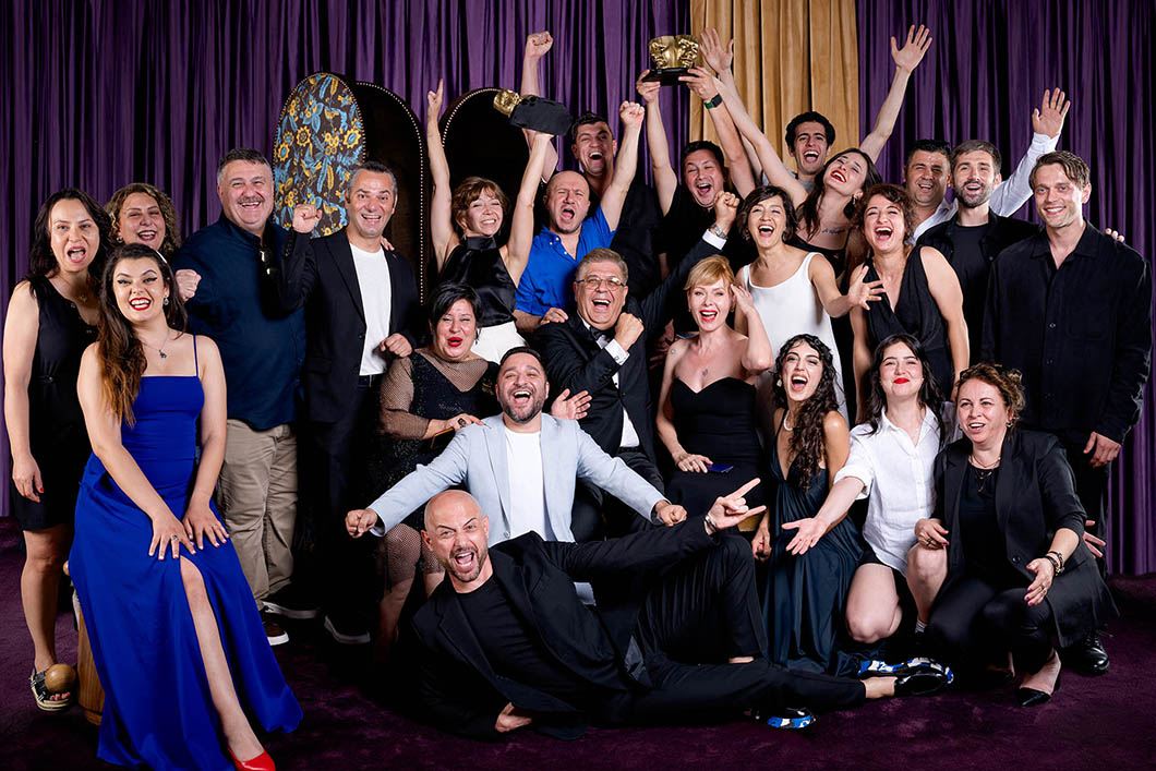 Yaşamak mı Yoksa Ölmek mi