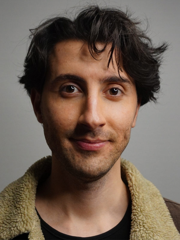 Yardımcı Rolde Yılın En Başarılı Erkek Oyuncusu