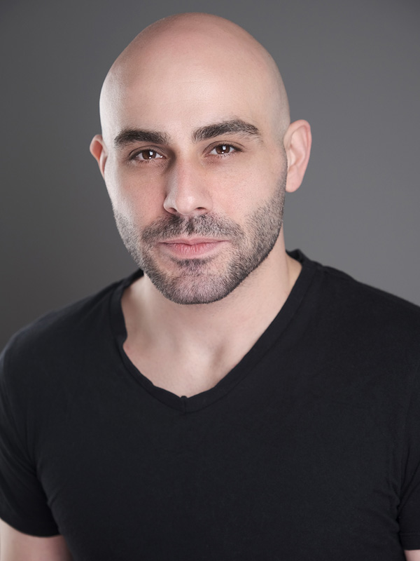 Yardımcı Rolde Yılın En Başarılı Erkek Oyuncusu